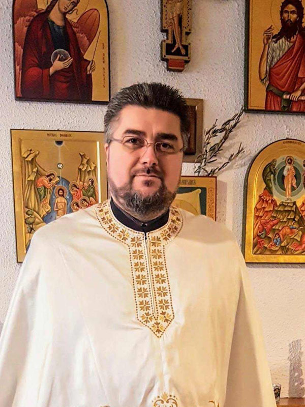 Padre Ionut Radu