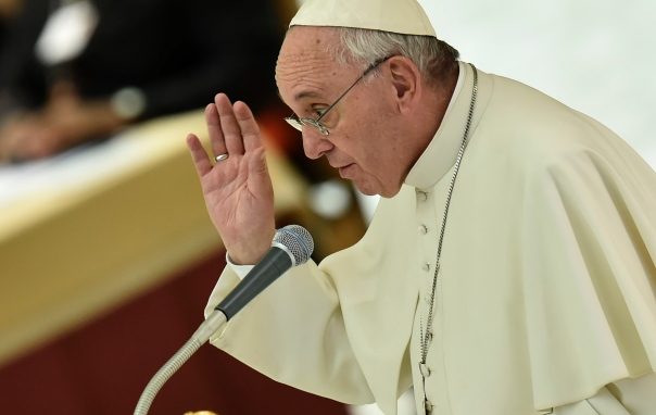 Papa Francesco: «La vita si fa storia»