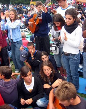 Sei cartoline per accompagnare i ragazzi delle superiori nel periodo che porta alla Pasqua