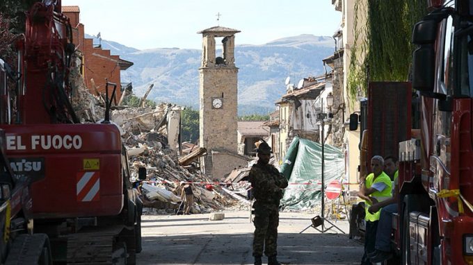 Una fiaccolata comunitaria da Casatenovo ad Amatrice