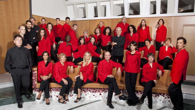 “Al Ritmo Dello Spirito Gospel Choir ” presenta  “25th Anniversary” con Bazil Meade