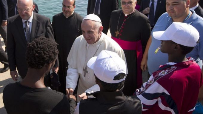 Dieci anni con papa Francesco: i migranti