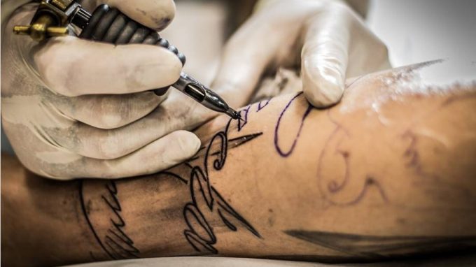 Il tatuaggio nella cultura contemporanea