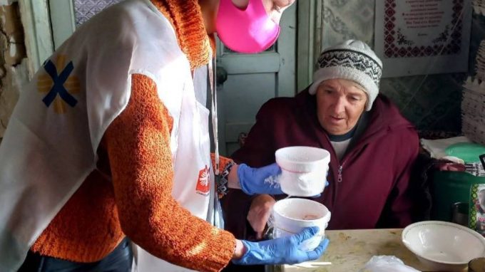 Caritas si mobilita a favore delle vittime del conflitto in Ucraina