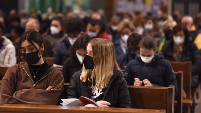 Milano, riflessioni sul presente per prepararsi bene al Natale