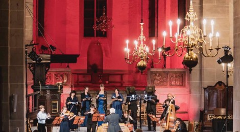 Il coro "la Divina Armonia” diretto da Lorenzo Ghielmi