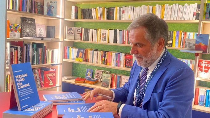 A Corsico presentazione del libro «Persone fuori dal comune»