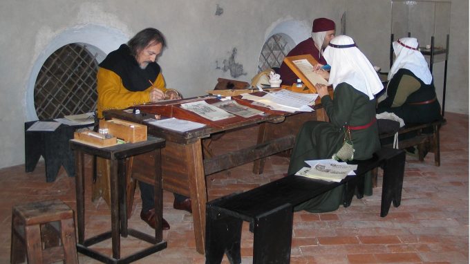 Giornata medievale nel suggestivo giardino del Mulino di Chiaravalle