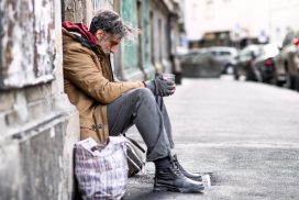 Nuove povertà: se ne parla ad Abbiategrasso con Gualzetti