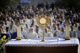 “Together 2023”: a Saronno una veglia di preghiera per prepararsi all'incontro con il Papa