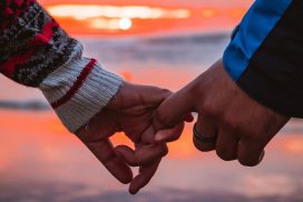 San Valentino, la veglia per i fidanzati a Milano e Varese