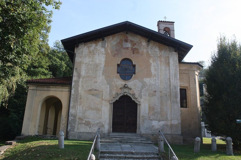 La chiesa di San Rocco ad Azzate