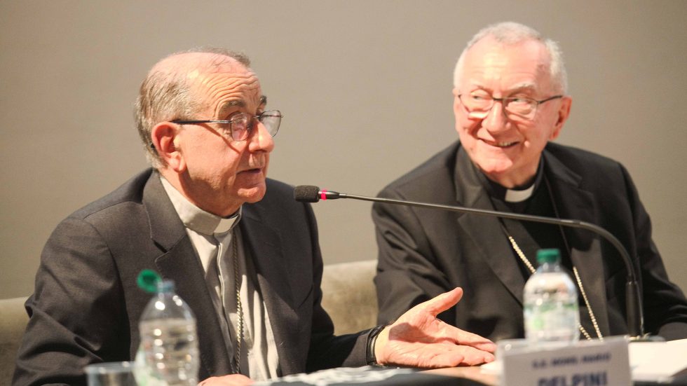 L'Arcivescovo e il cardinale Parolin (Agenzia Fotogramma)