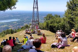 Crevenna verso la festa patronale, Messa alla Croce Pessina