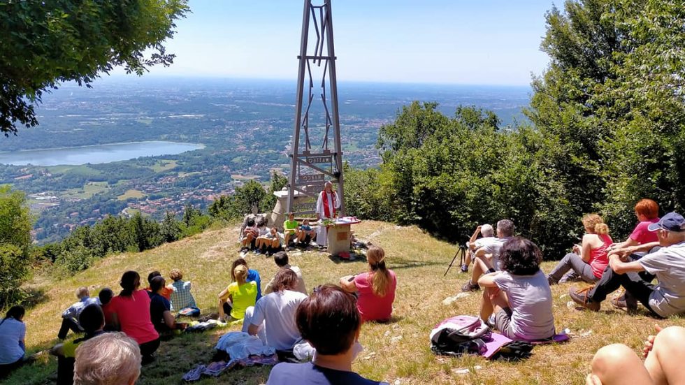 Crevenna verso la festa patronale, Messa alla Croce Pessina