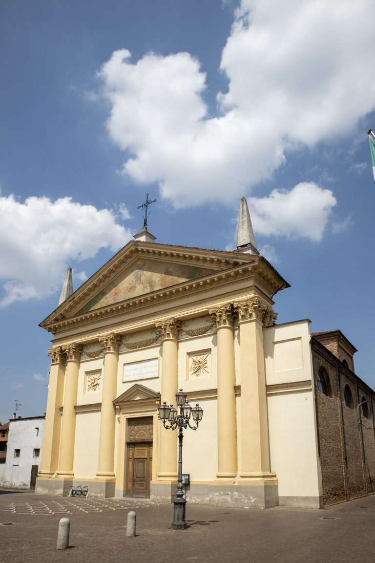 La chiesa parrocchiale di Frassineto Po