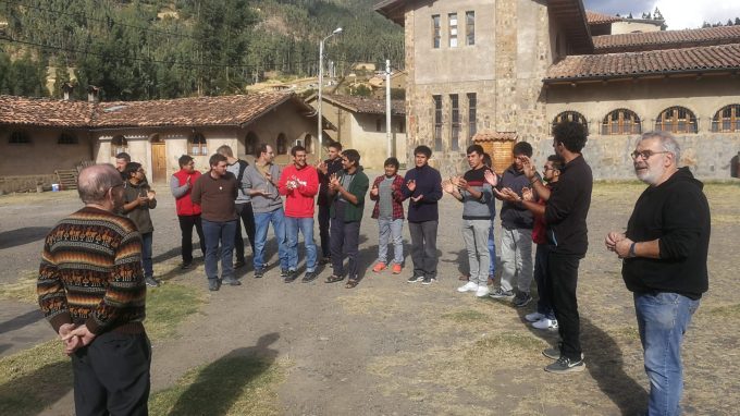 Incontro con i seminaristi della diocesi di Huari a Pomallyucai – Copia