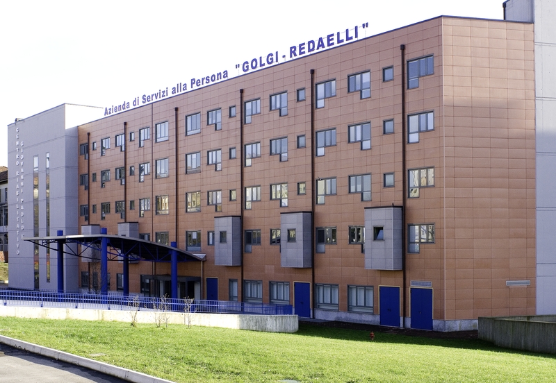 Milano, l'Arcivescovo visita l'Istituto geriatrico Redaelli