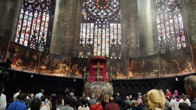 Il Sacro Chiodo sulla volta del Duomo