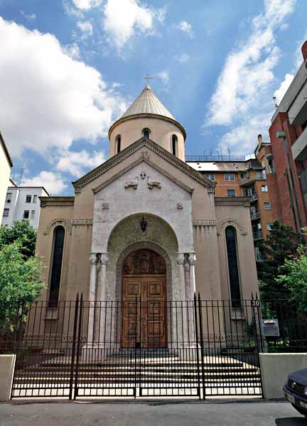 Milano, alla Casa Armena padre Casella presenta il suo libro su Bartolomeo de Podio (da Bologna)