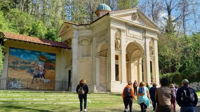 Sacro Monte di Varese: visita guidata con l’artista Elisabeth Euvrard alla mostra «À pied»