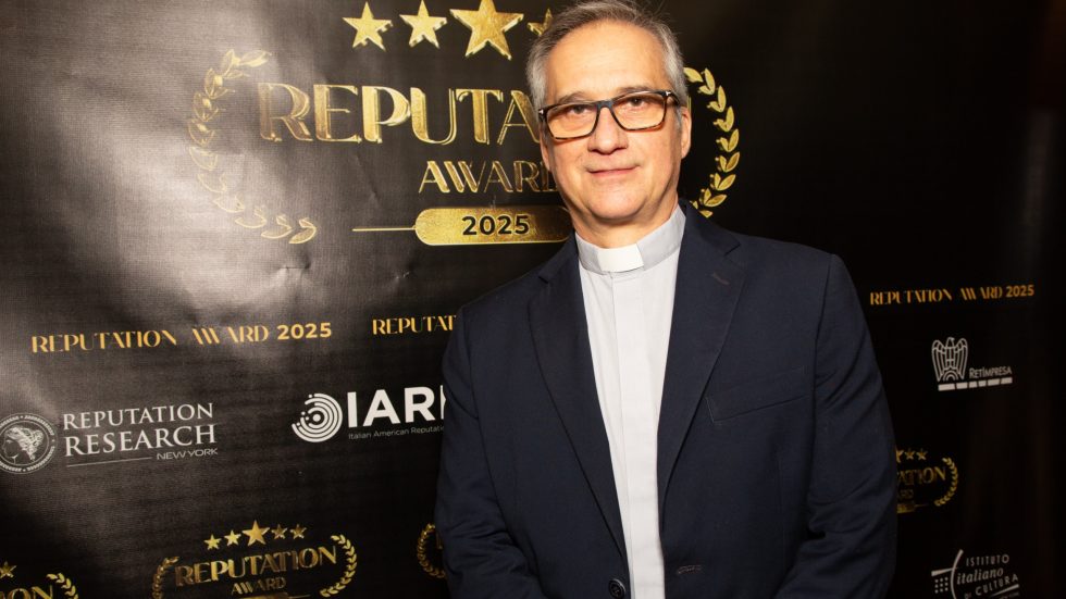 Monsignor Dario Edoardo Viganò a New York