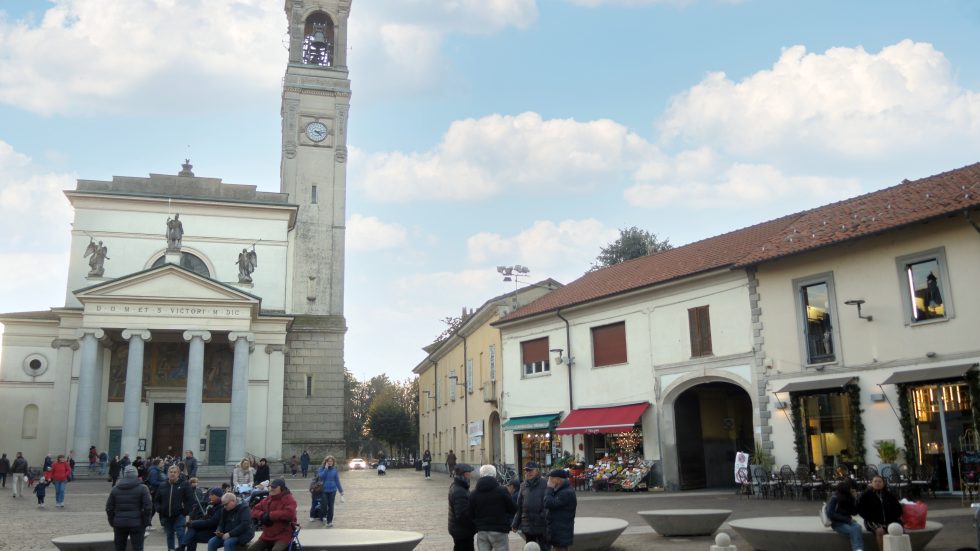 La piazza di Rho 